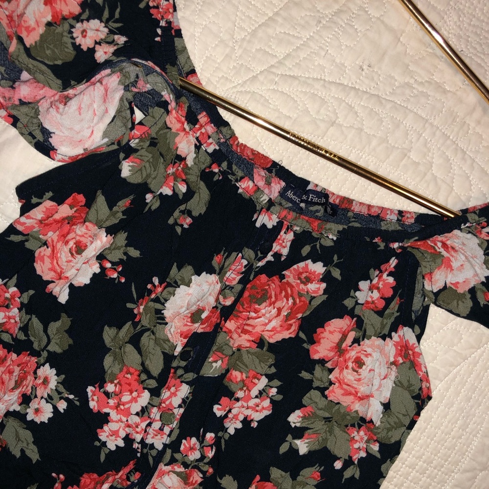 Abercrombie and Fitch crop top